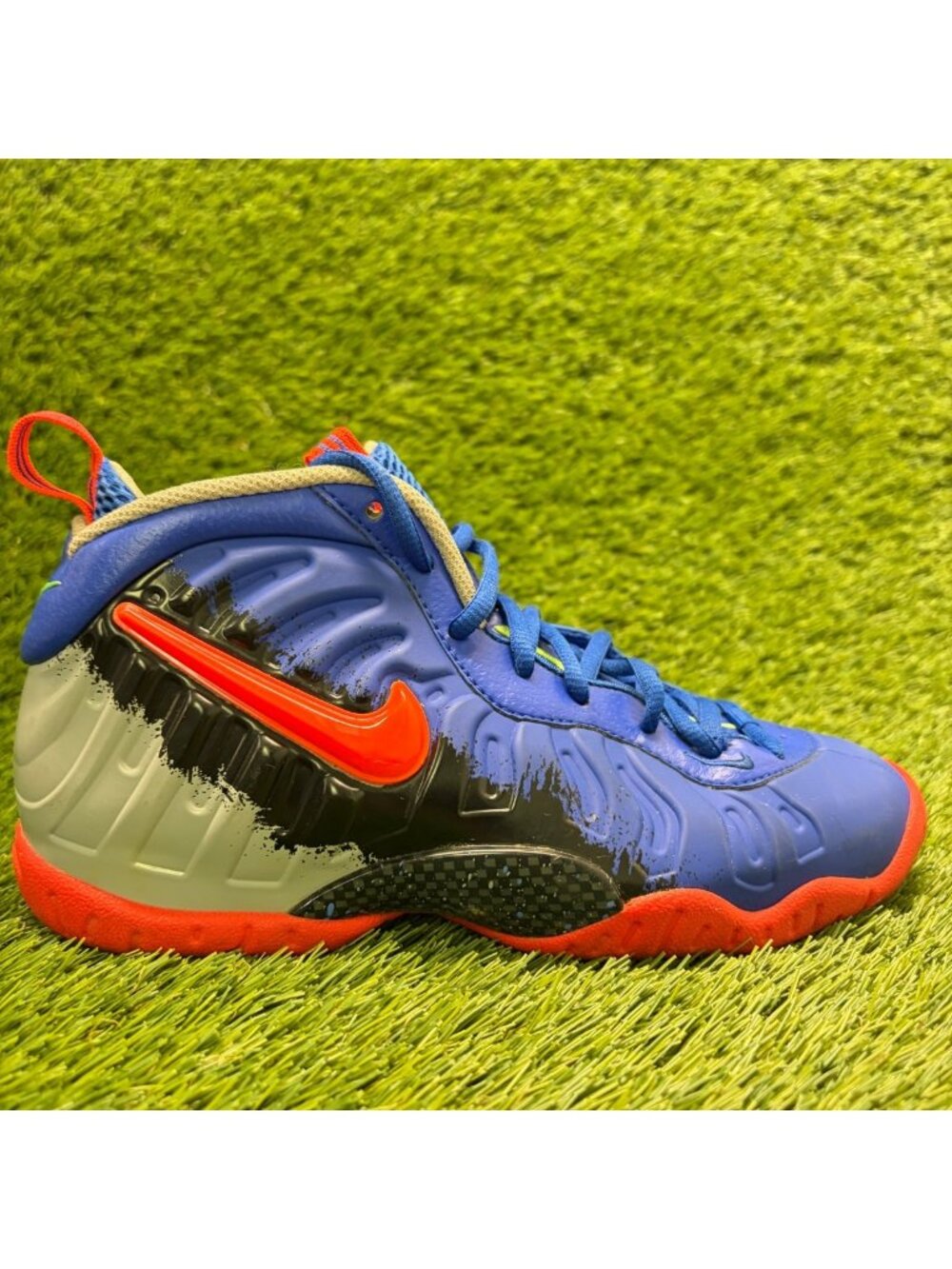 Nike Air Foamposite Pro Nerf Boys Size 5.5Y Blue Orange Athletic Shoes Sneakers